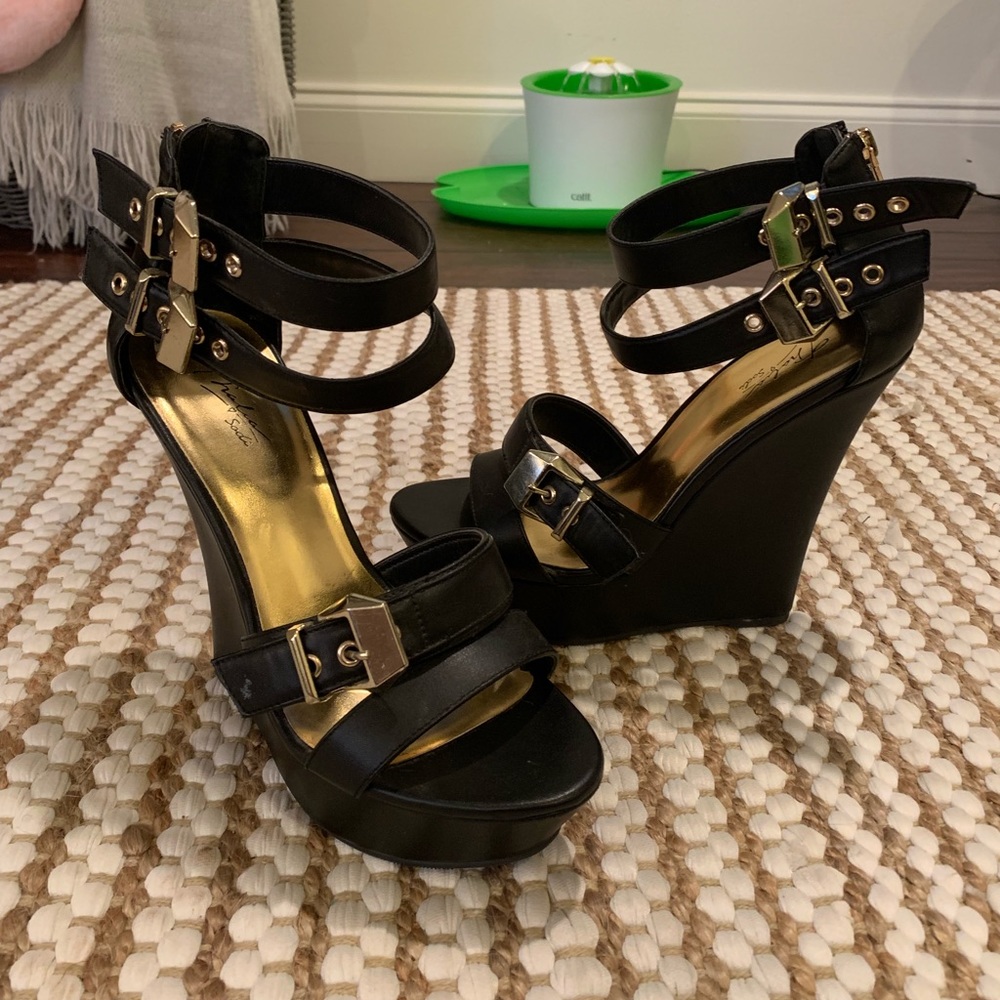 Thalia Sodi Heels size 8